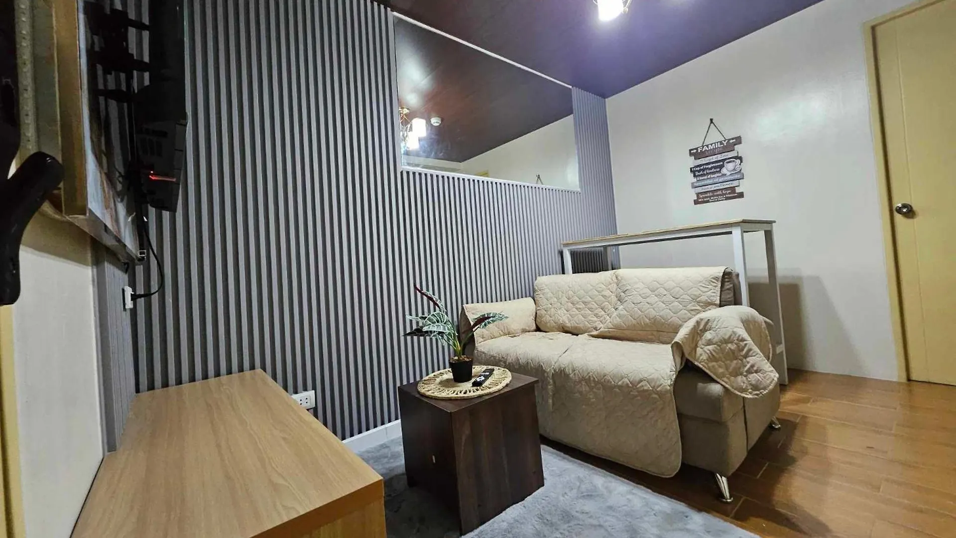 7Th Floor Seawind Condo 2Br Unit Near Davao Airport 아파트호텔